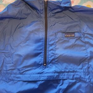 Mens Patagonia windbreaker